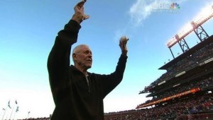 Lon Simmons acknowledging the AT&T Park crowd on his 90th birthday, July 19, 2013.