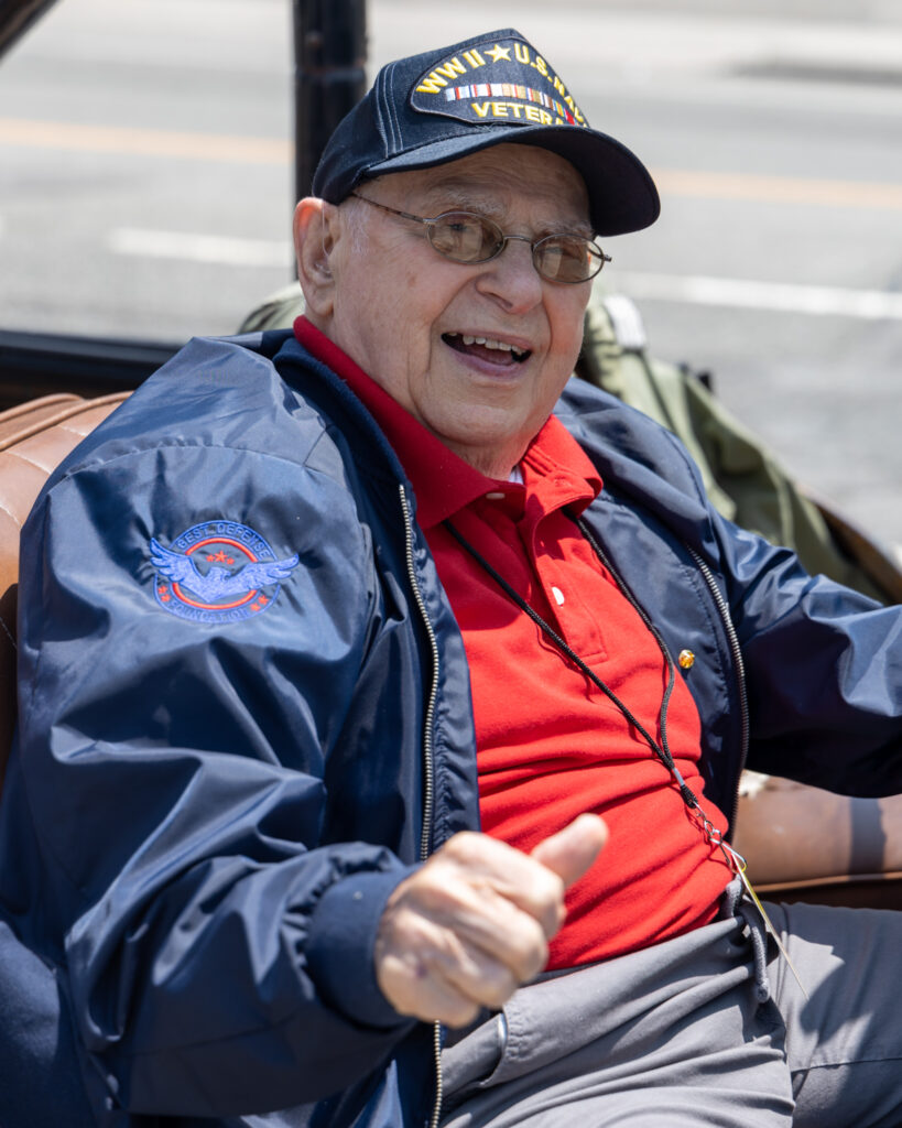 ArthurGrabinerWWIIU.S.NavyVeteranLNDMDP2023c – Hometown Heroes Radio